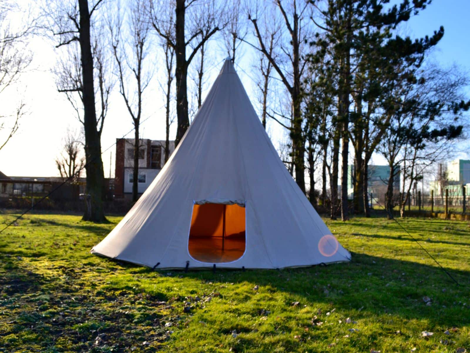 Contactez notre service clientèle et trouvera la tente de glamping qui vous convient.