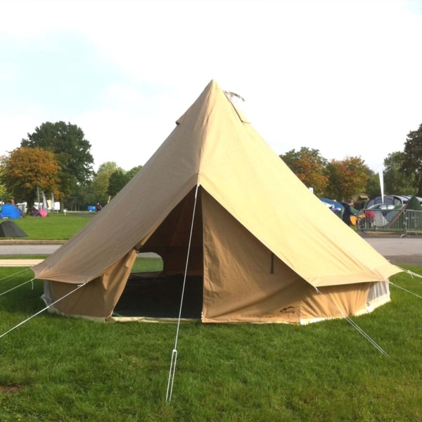 Durable bell tent for holiday camps, youth centers, and group events.