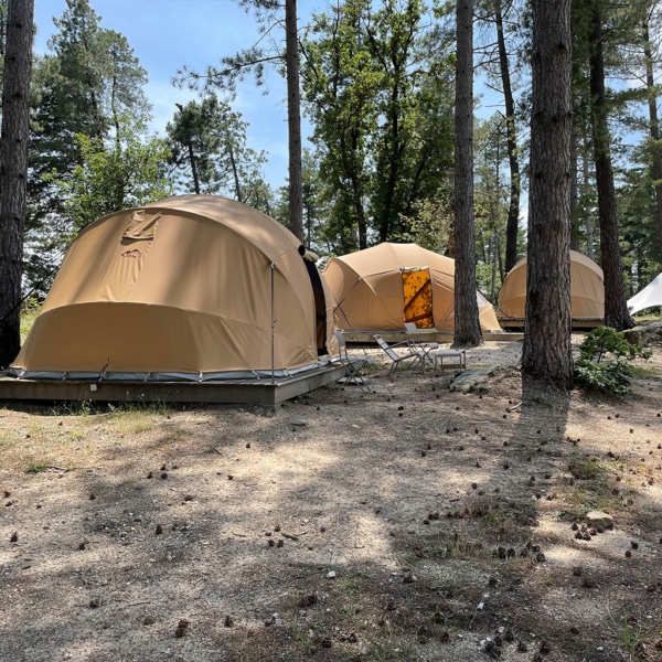 High-quality, breathable canvas tent for families and glamping sites.